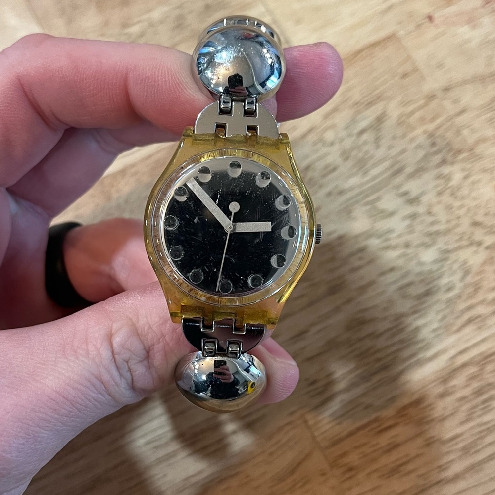 Swatch Kuglelrama GE122G Quartz Womens Watch  Unisex "RARE"